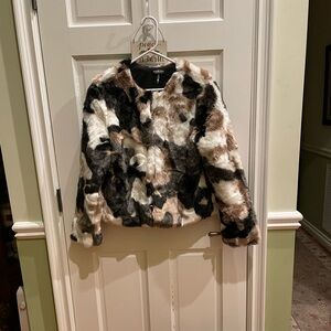 Fashion Nova Multi-Color Faux Fur Jacket. Round Collar,3 Hook Closure Soft NWT L